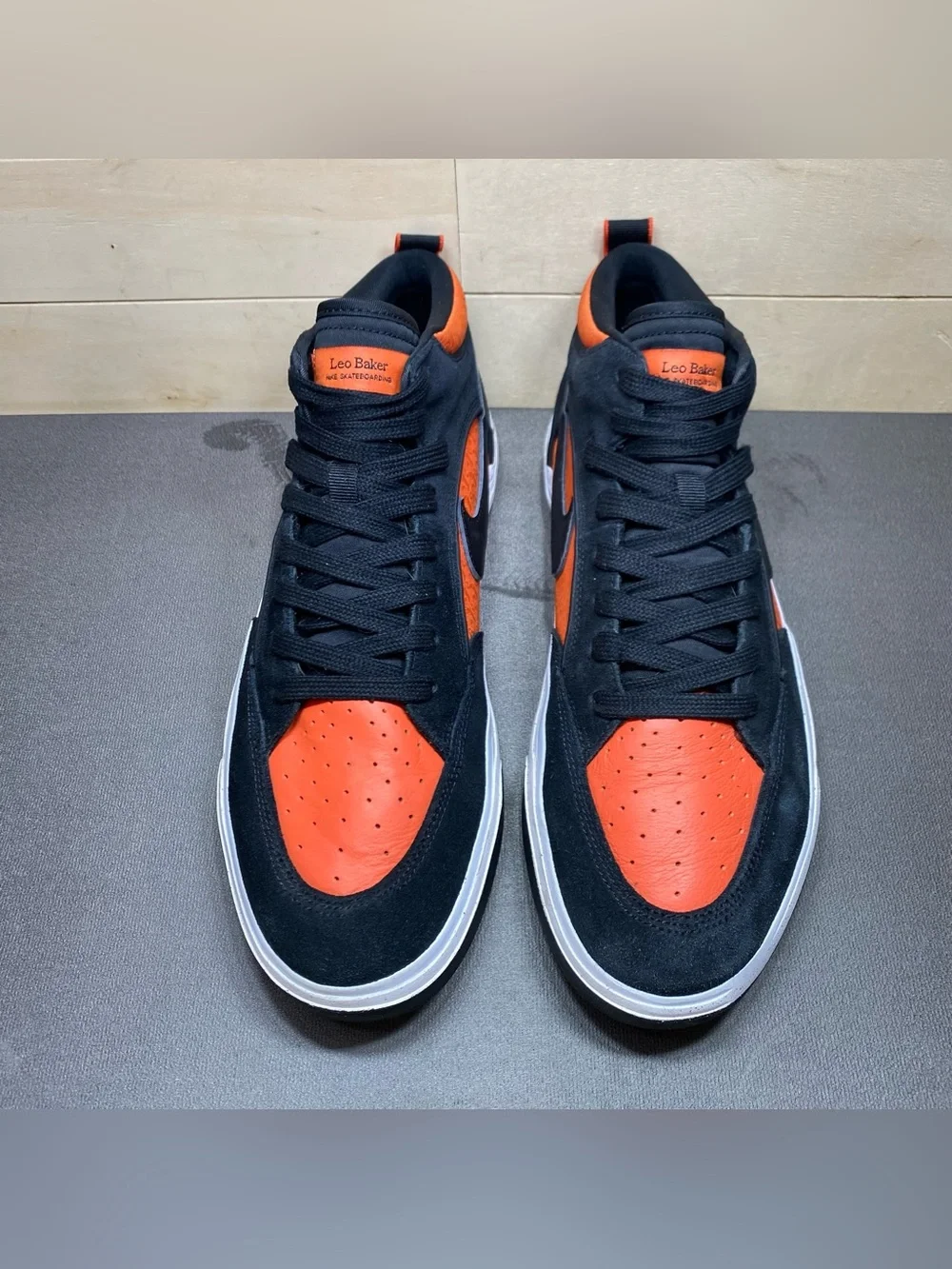Nike React Leo Baker Black Orange Men's Size 11.5 Skate Shoes Sneaker DX4361-002